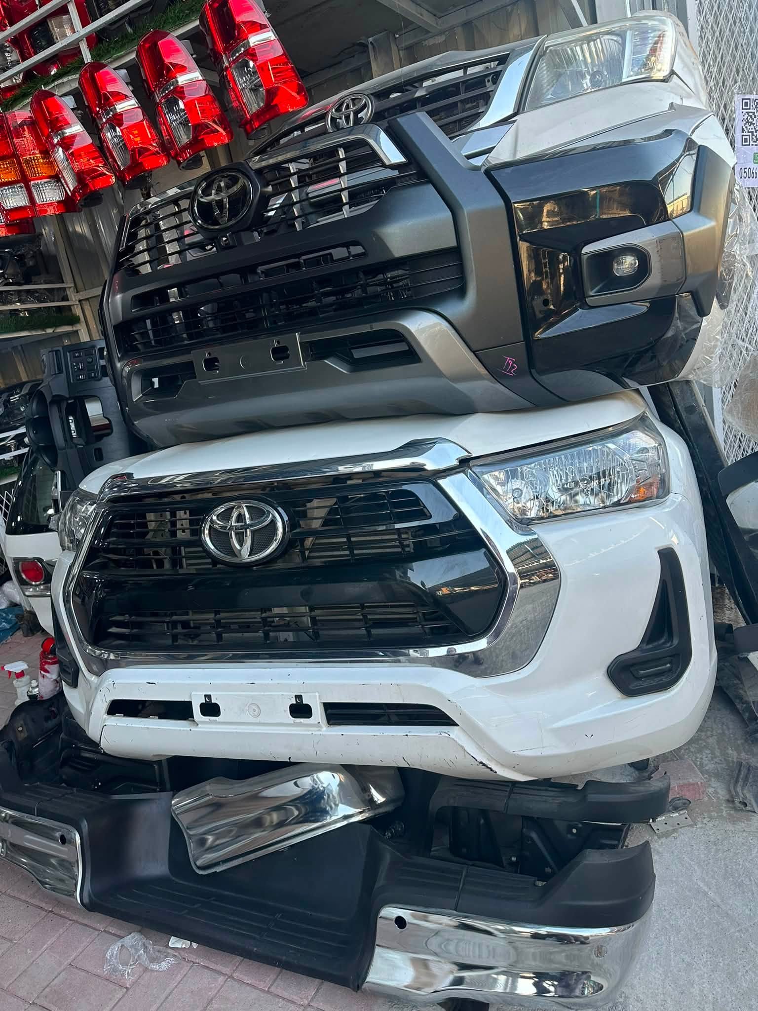 Hilux , Adventure / Revo Facelift Bumpers