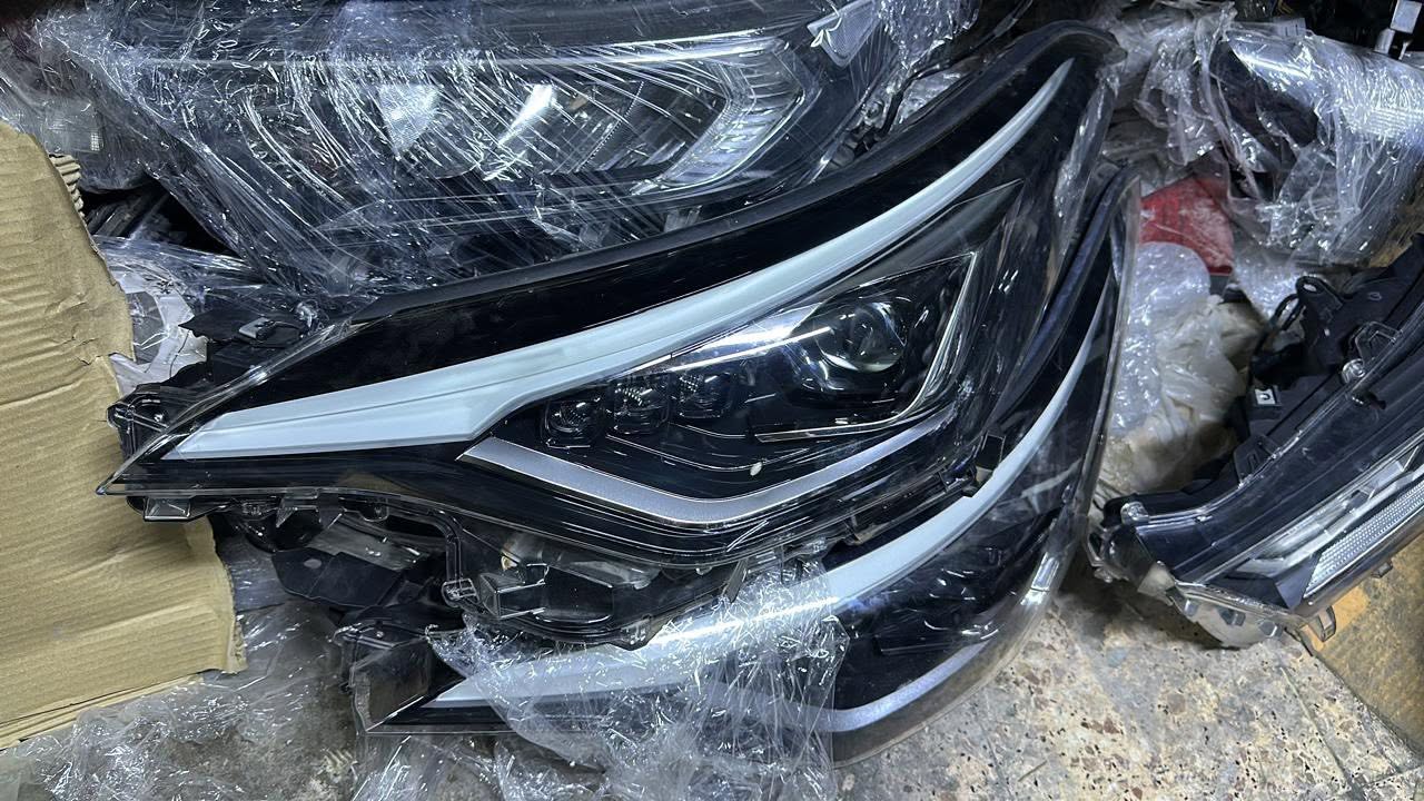 LED headlight Toyota C-HR