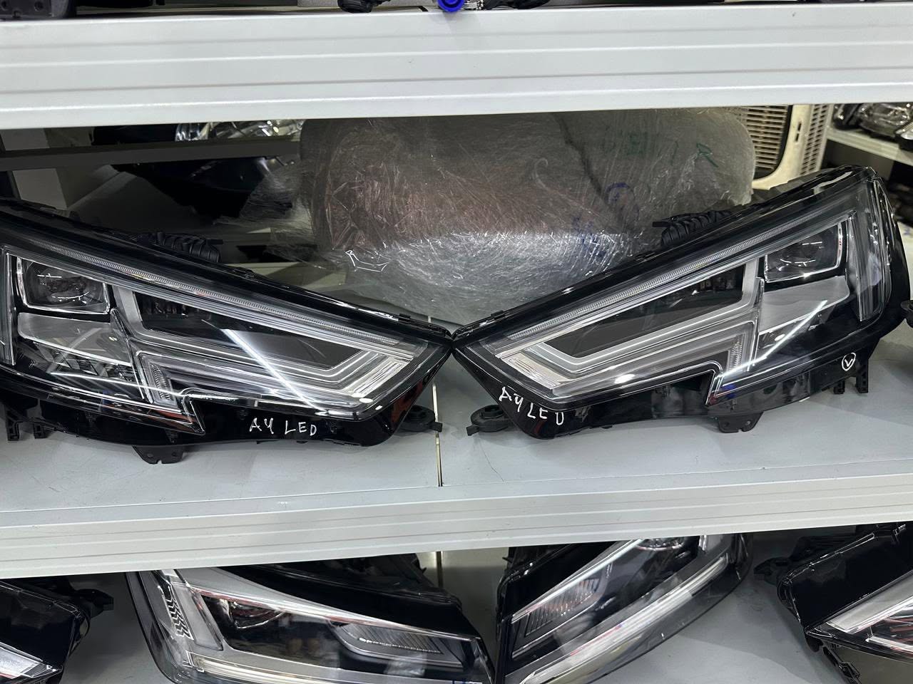 LED headlight Audi A4