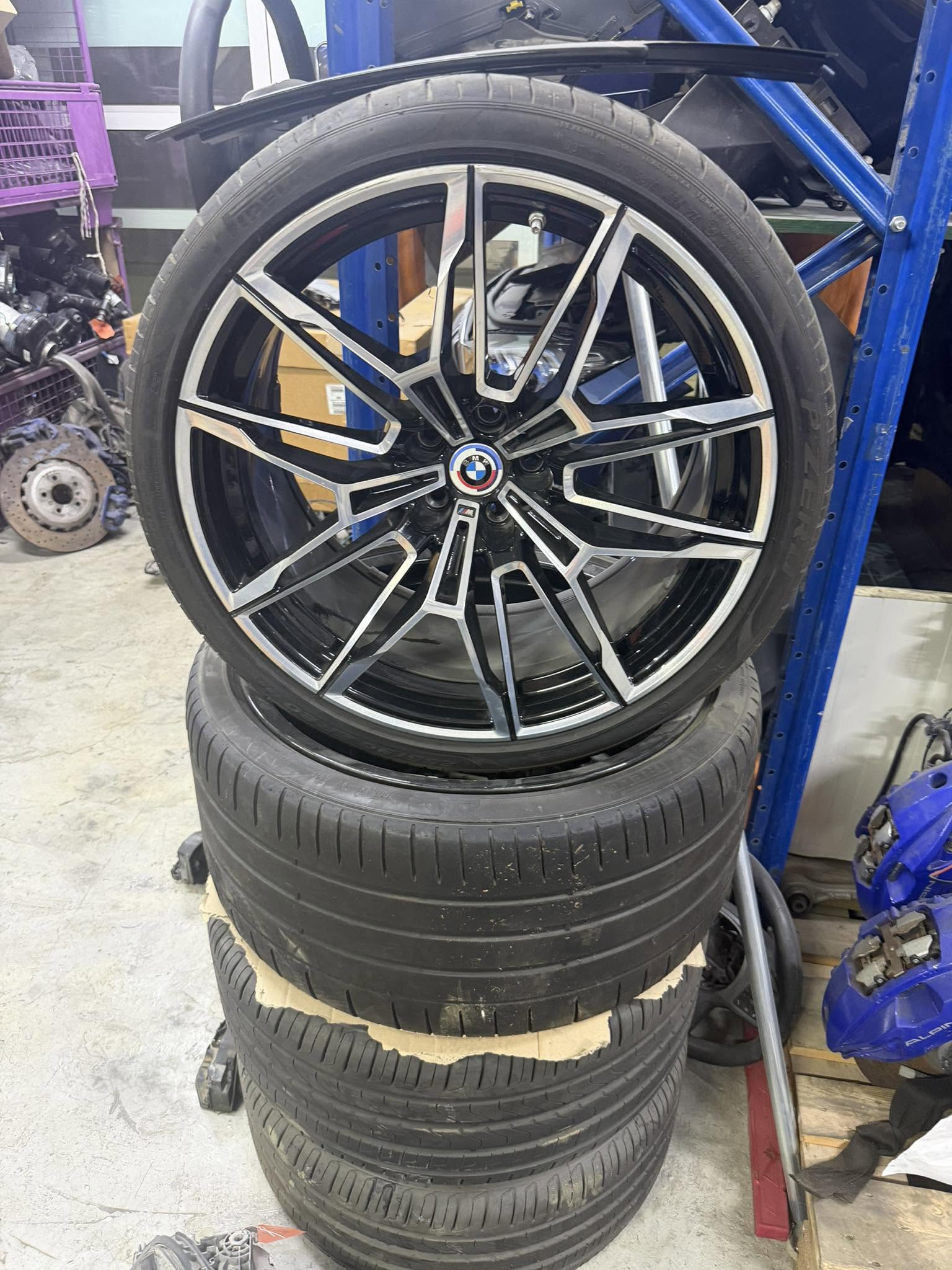 BMW Styling 825M double-spoke alloy wheel