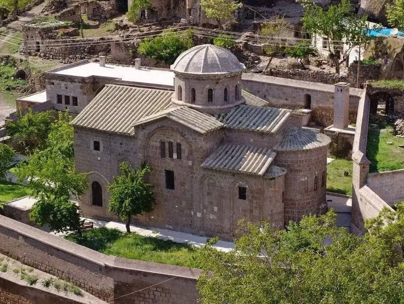 Kilise Cami — Aksaray kültürel ve dini yapılar