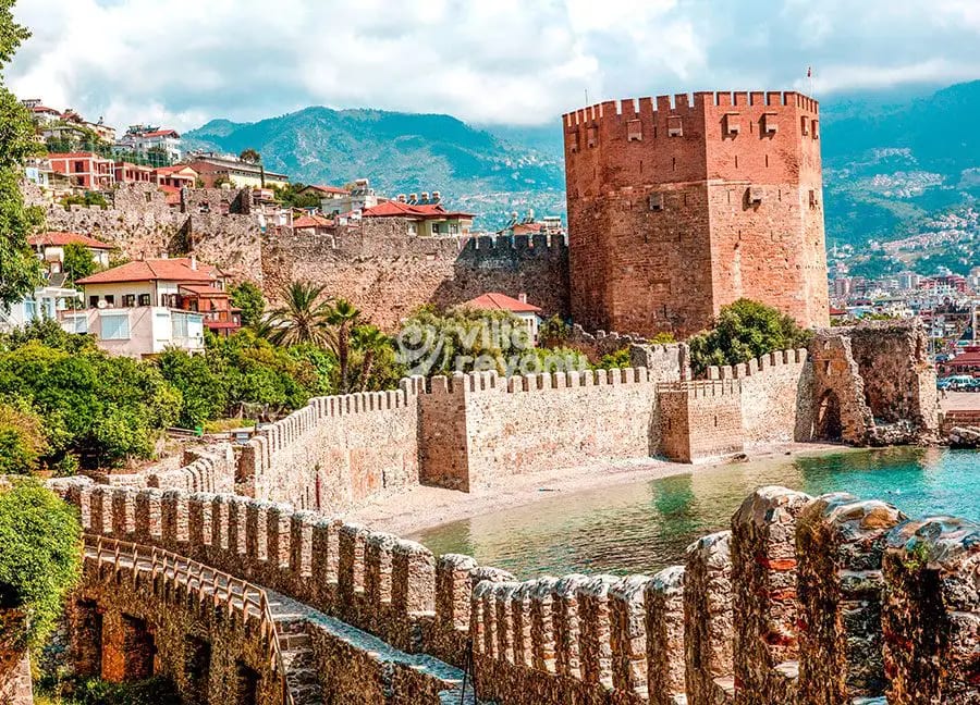 Alanya Kalesi — Antalya tarihi yerler
