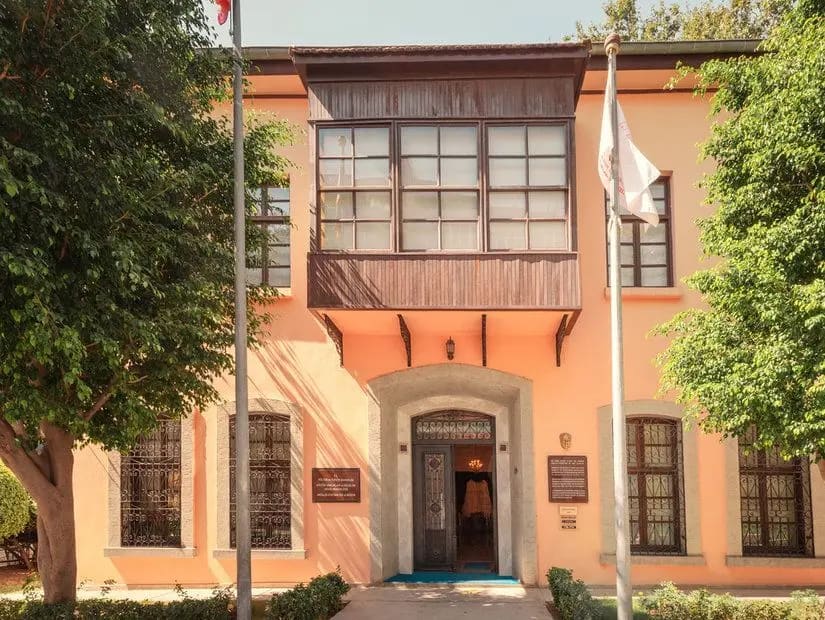Alanya Atatürk Evi Müzesi — Antalya müze ve saraylar