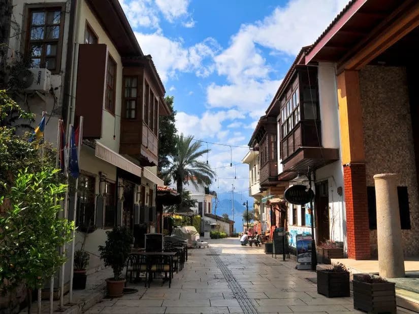 Suna & İnan Kıraç Kaleiçi Müzesi — Antalya müze ve saraylar