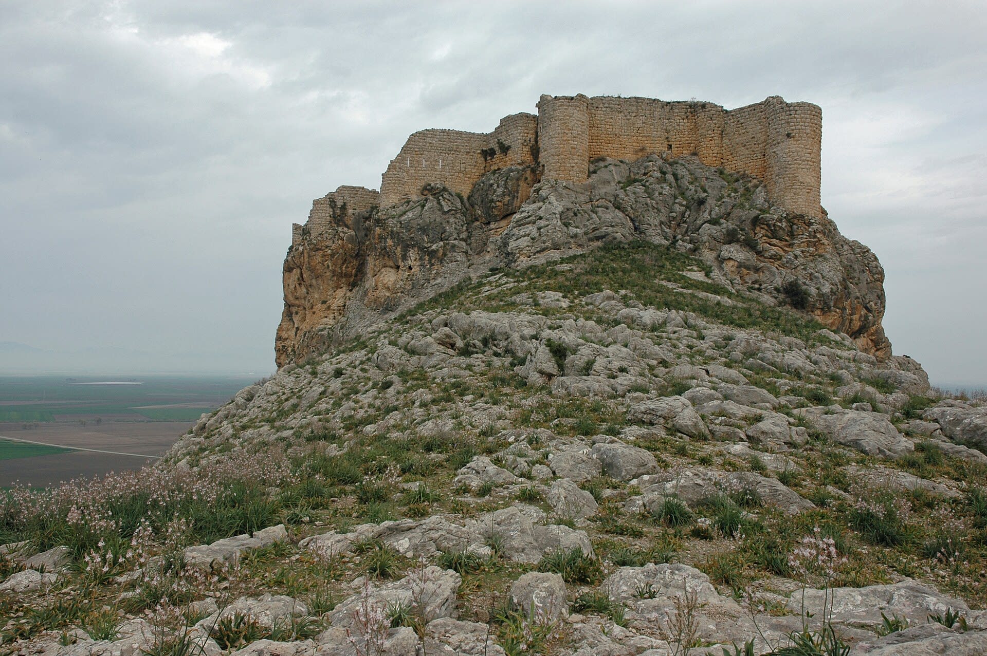 Dumlu Kalesi — Adana tarihi yerler
