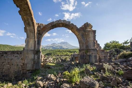 Viranşehir (Mokisos antik kenti) — Aksaray tarihi yerler
