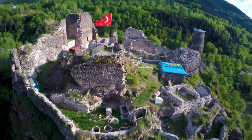 Şavşat Kalesi — Artvin tarihi yerler