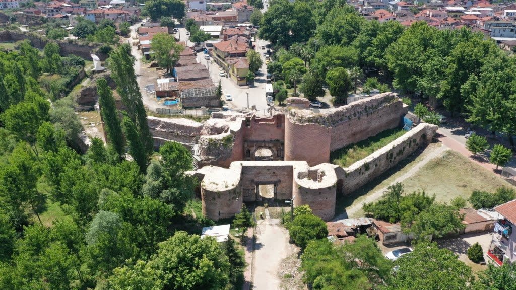 İznik Kalesi — Bursa gezilecek yerler