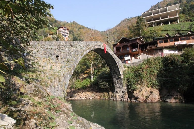 Timisvat Köprüsü — Rize tarihi yerler