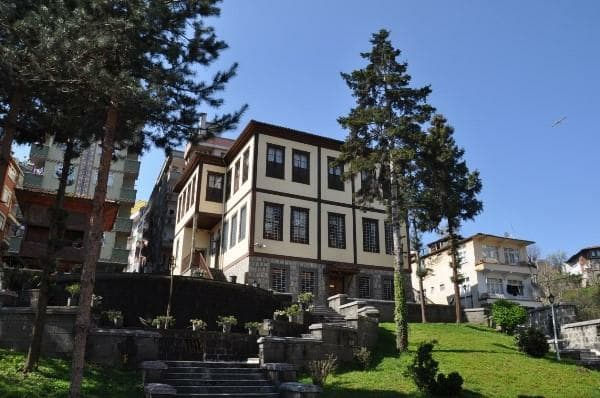 Rize Müzesi — Rize müze ve saraylar