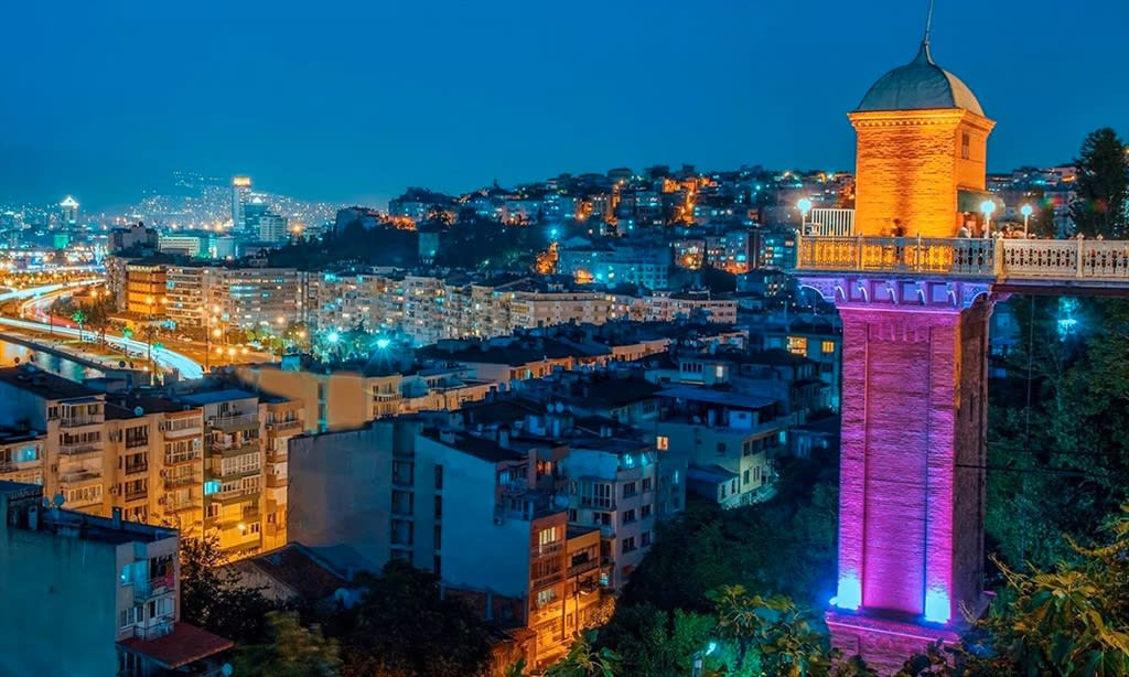 İzmir Tarihi Asansör — İzmir gezilecek yerler