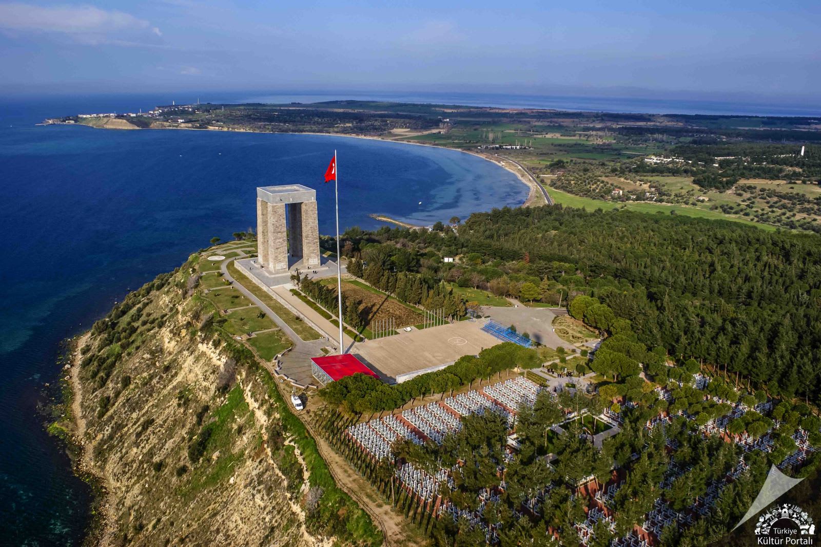 Çanakkale Şehitler Abidesi — Çanakkale yapılar