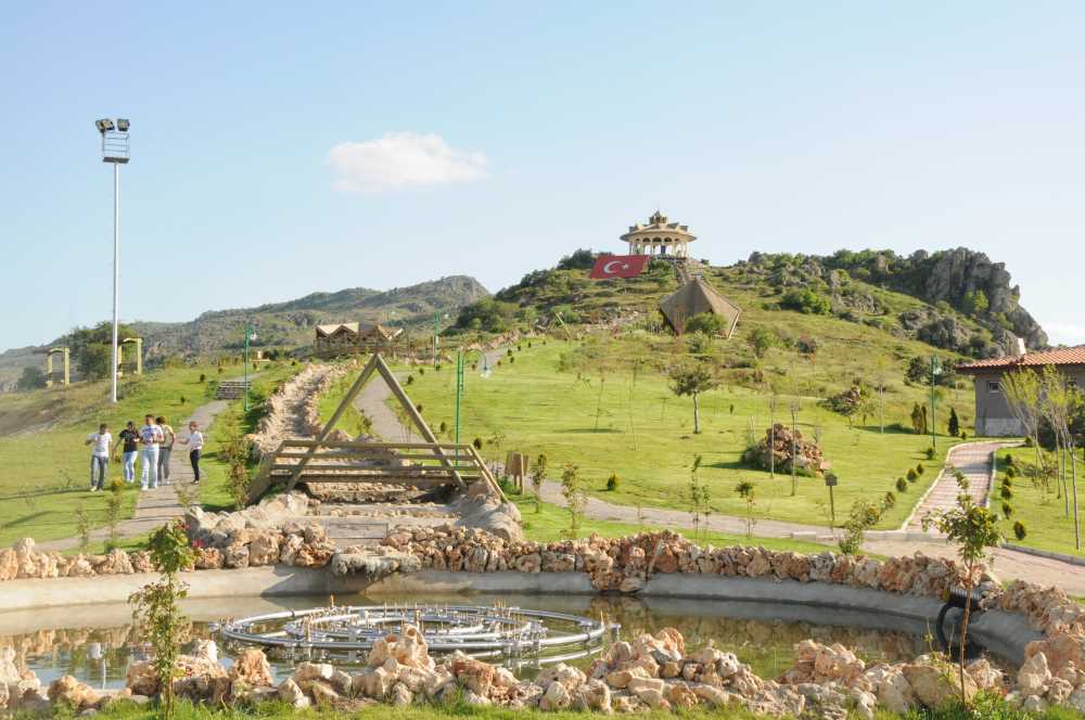 Afyon Kent Ormanı — Afyonkarahisar doğa ve parklar