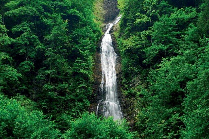 Gelin Tülü Şelalesi — Rize doğa ve parklar