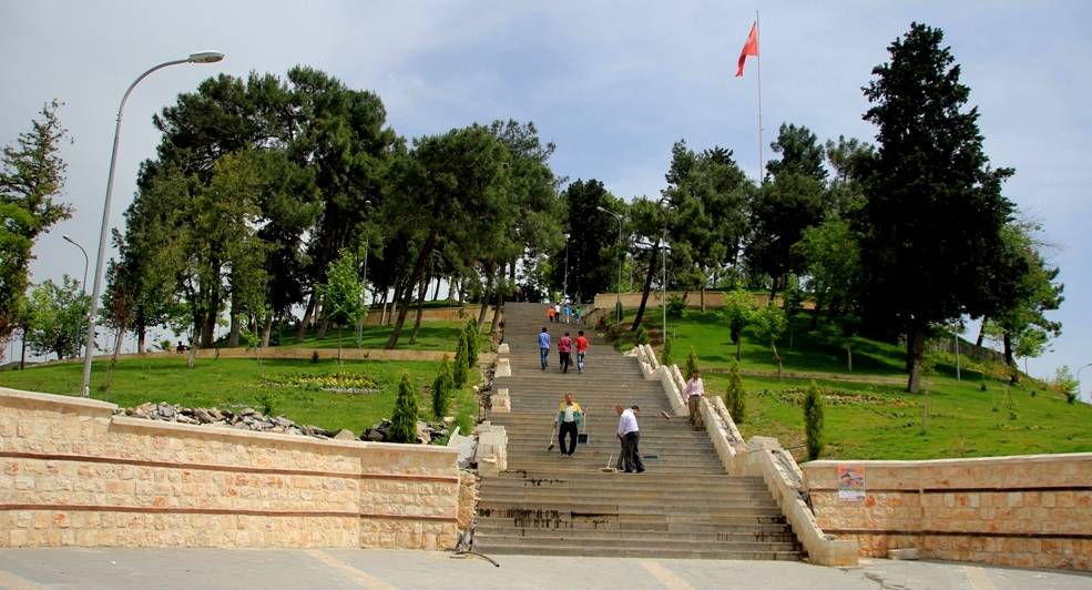 Adıyaman Kalesi — Adıyaman tarihi yerler