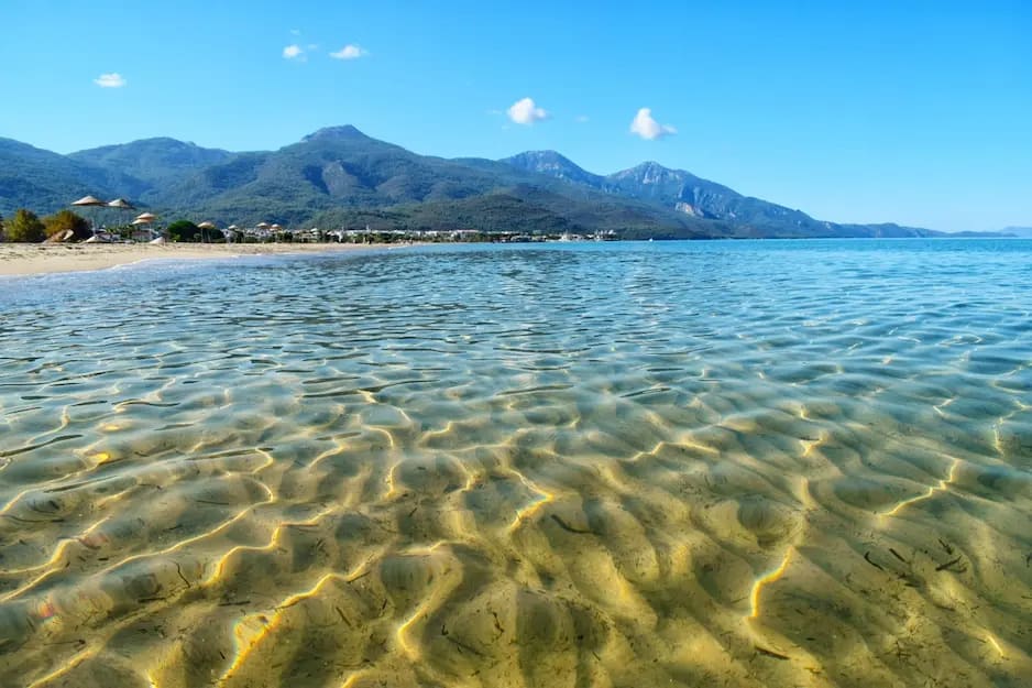 Güzelçamlı Plajı — Aydın plajlar
