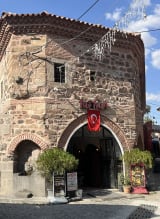 Tarihi Taşhan Alem-i Çarşı