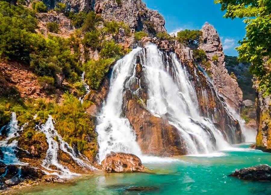 Uçansu Şelalesi — Antalya doğa ve parklar