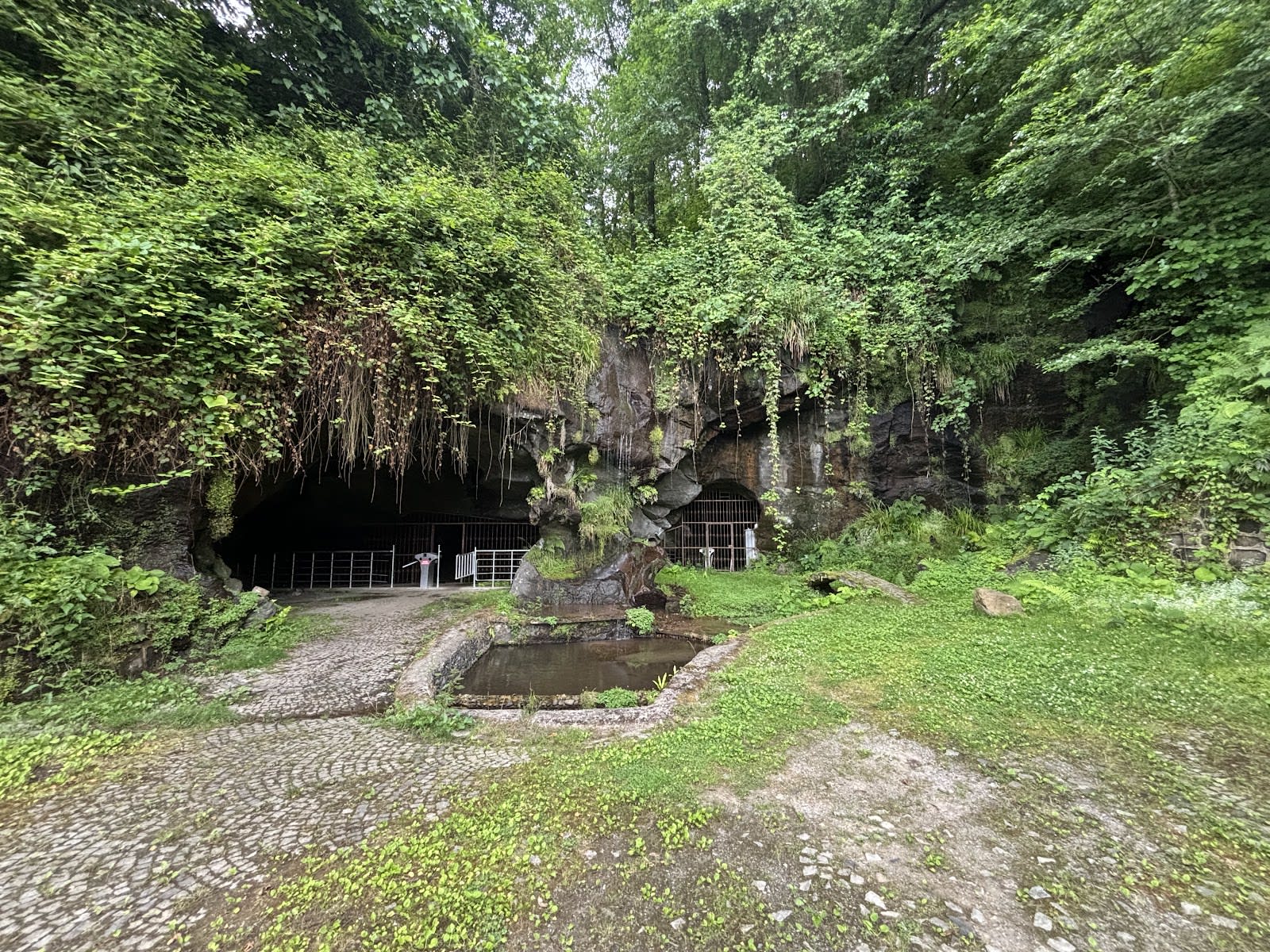 Pileki Mağarası — Rize tarihi yerler