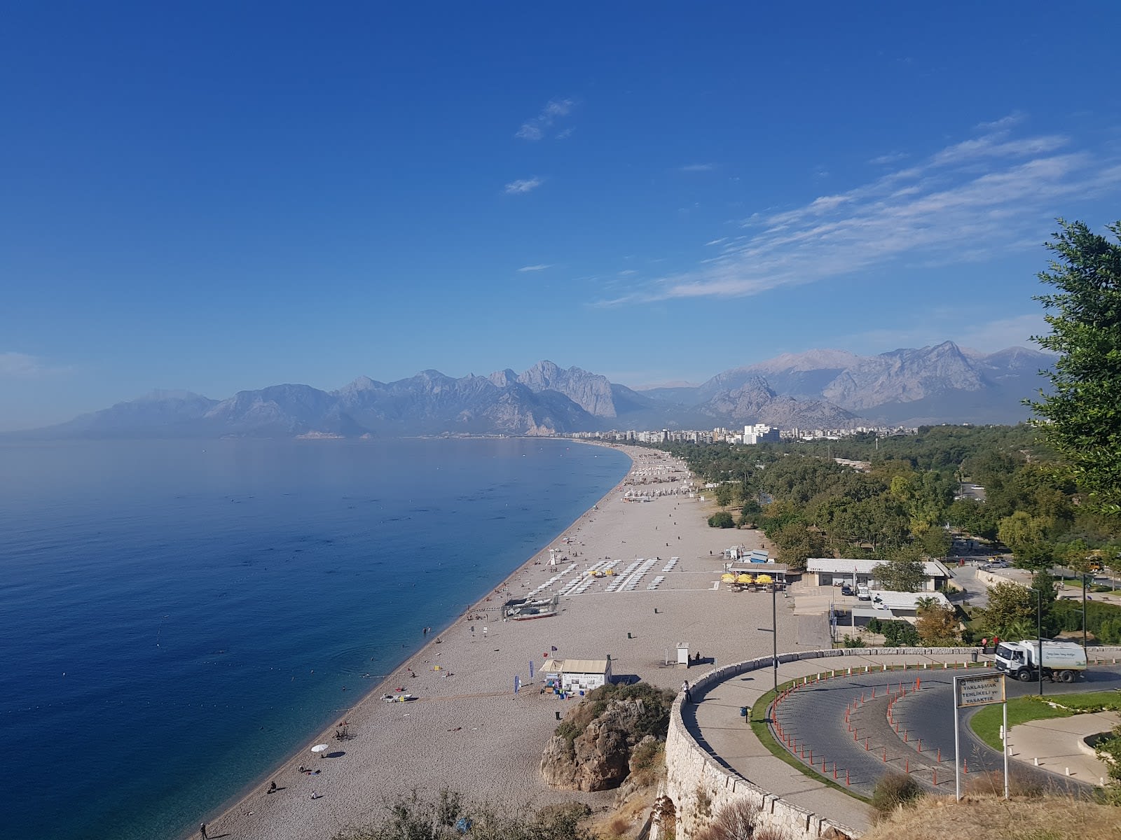 Konyaaltı Plajları — Antalya plajlar