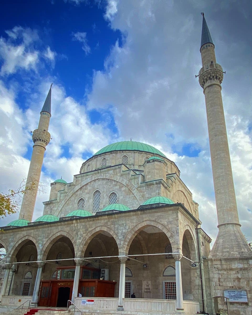Maltepe Cami — Ankara kültürel ve dini yapılar