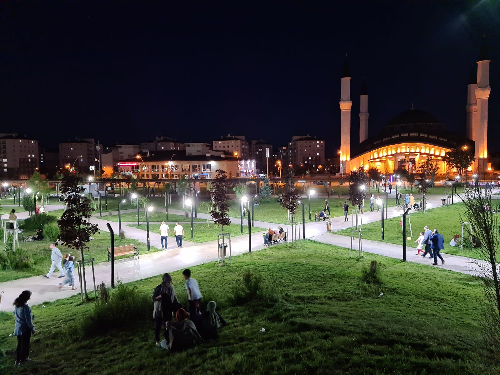 Ağrı Millet Bahçesi — Ağrı doğa ve parklar