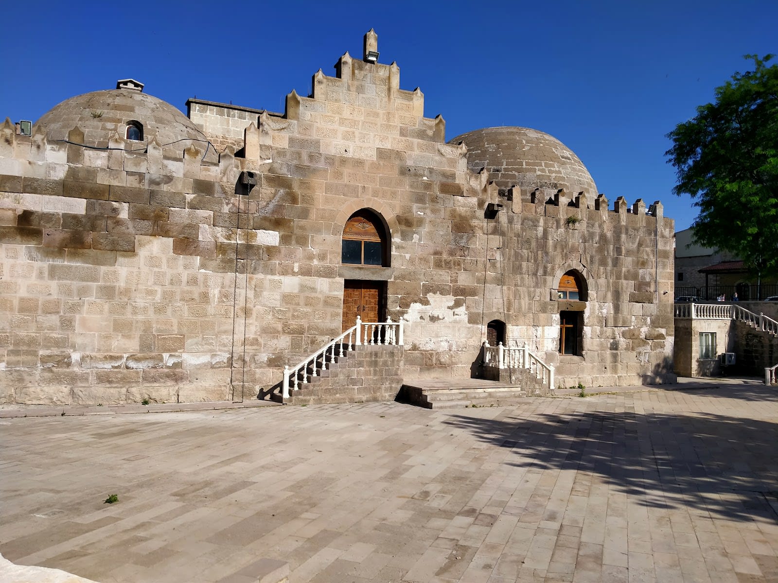 Zinciriye Medresesi — Aksaray tarihi yerler