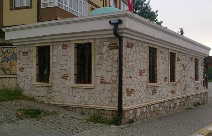Sakar Baba Türbesi — Sakarya kültürel ve dini yapılar