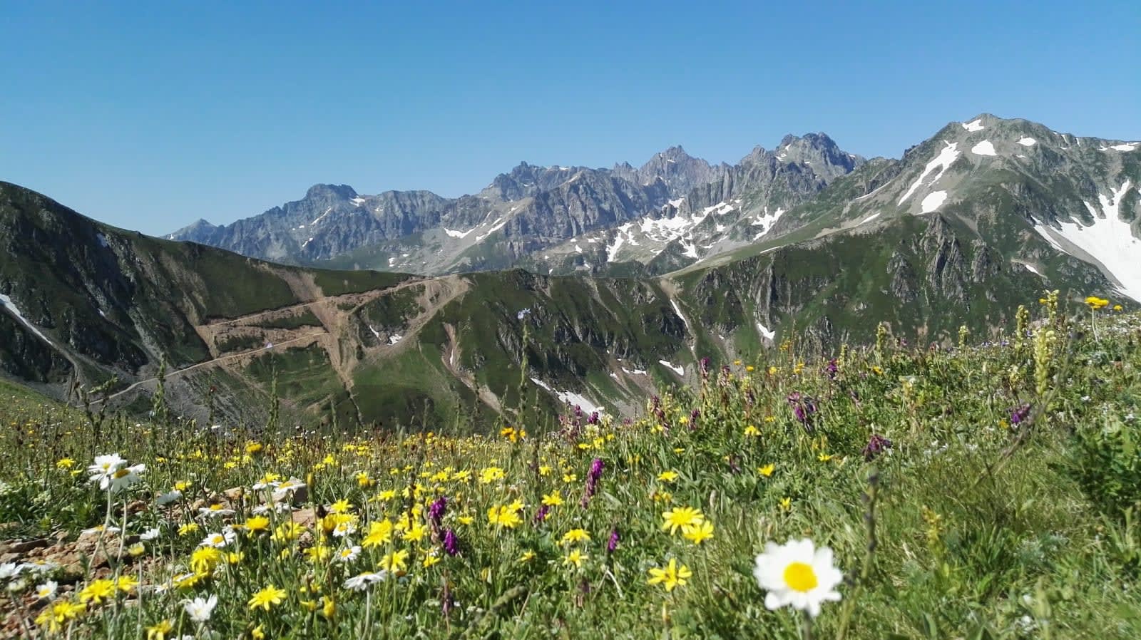 Karçal Dağları — Artvin doğa ve parklar