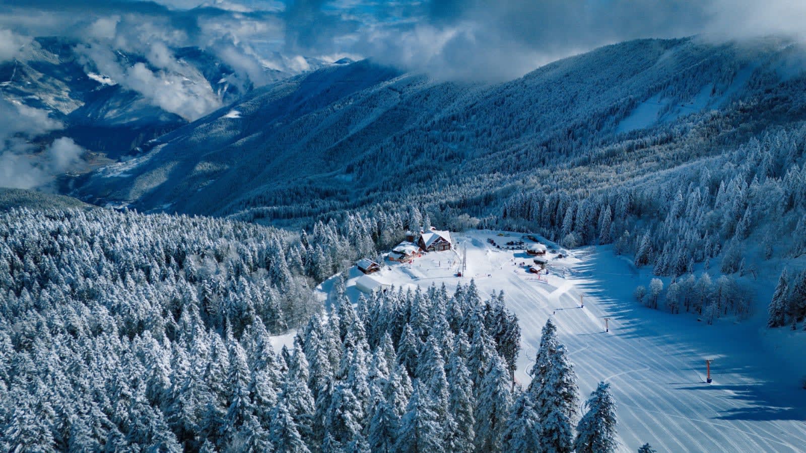 Atabarı Kayak Merkezi — Artvin doğa ve parklar