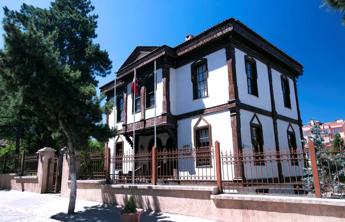 Söğüt Ertuğrul Gazi Müzesi — Bilecik gezilecek yerler