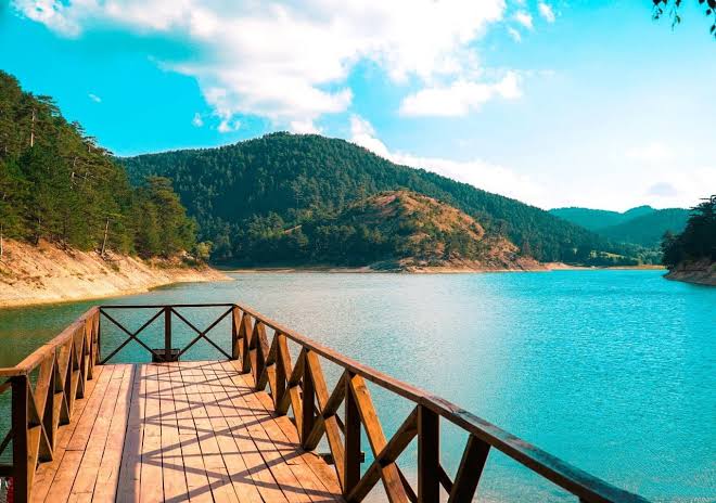 Sünnet Gölü Tabiat Parkı — Bolu gezilecek yerler