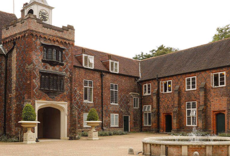 tudor courtyard
