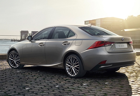 Lexus IS USP