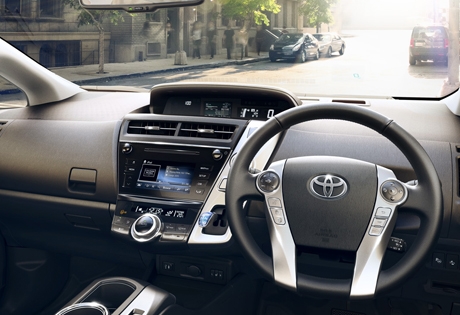 Toyota PRIUS+ USP