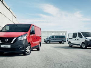 nissan nv300 lease