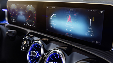 Mercedes-Benz User Experience