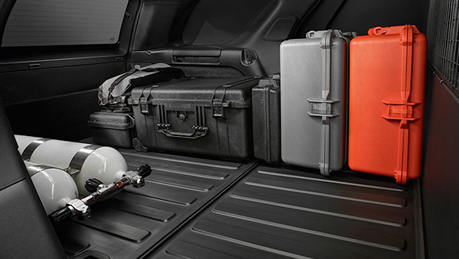 Additional underfloor compartments