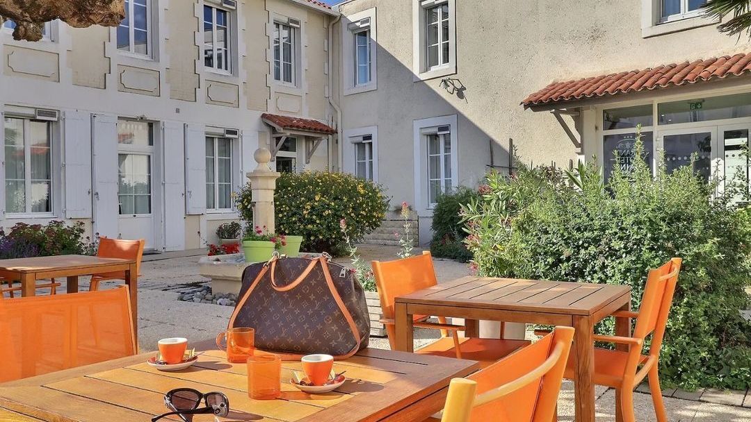 hotel seminaire la rochelle