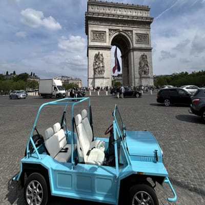Visite guidée des incontournables en mini Moke à Paris