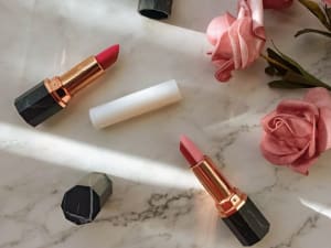 Atelier création d'un rouge et baume à lèvres à Paris 1er