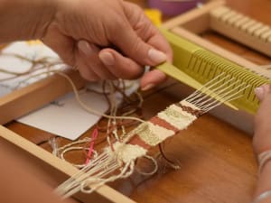 Atelier tissage de bracelet manchette à Montauban (82)