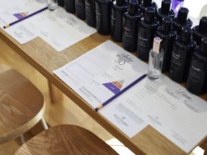 Atelier Découverte création de parfum à Cannes (06)
