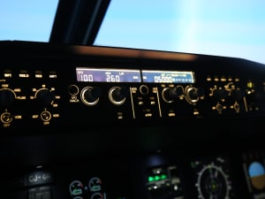 Simulateur de pilotage d'avion de ligne A320 à Tours