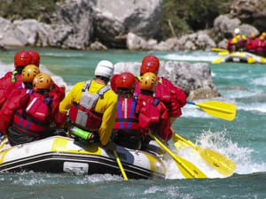Rafting près de Vallon-Pont-d'Arc : descente du Chassezac
