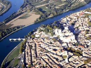 Vol en hélicoptère à Avignon (84)