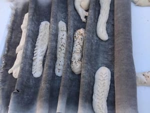 Atelier fabrication du pain à Conchez-de-Béarn (64)