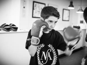 Initiation à la boxe anglaise pour ados 12-16 ans à Paris 17ème