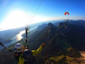 Vol en Parapente dans le ciel d'Annecy (74)