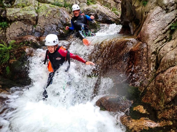 Canyoning dans le canyon de La Borne en Ardèche (07)